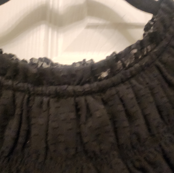 The LOFT Pretty feminine Black Sleeveless Top size Sm - Picture 5 of 6